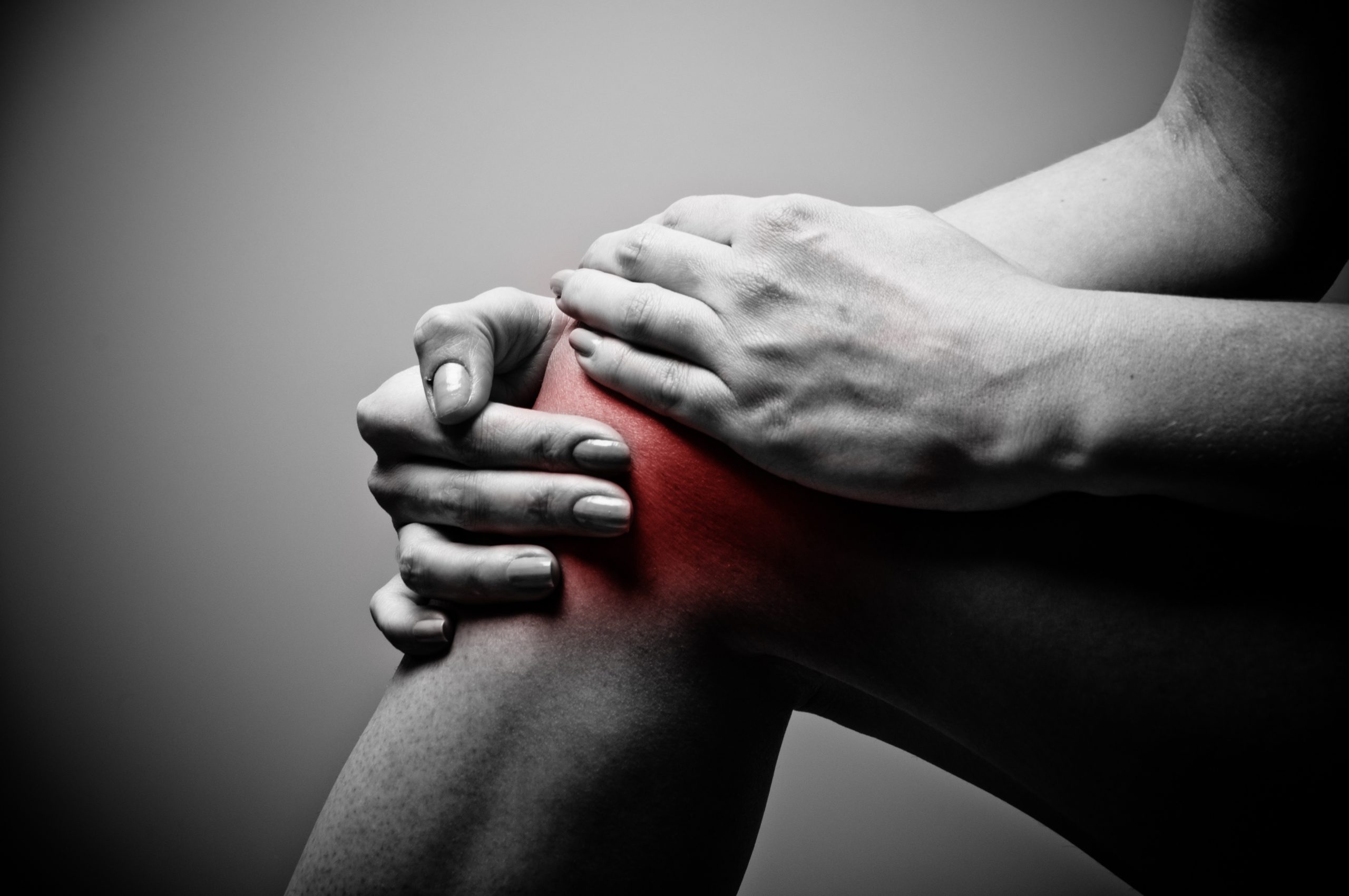 Manage Pain through Desensitization Knee Pain 2 scaled 1 Manage Pain through Desensitization