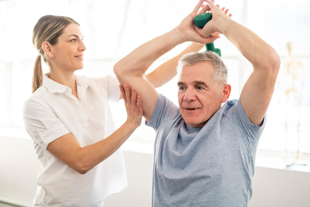 recovery time for rotator cuff tear without surgery