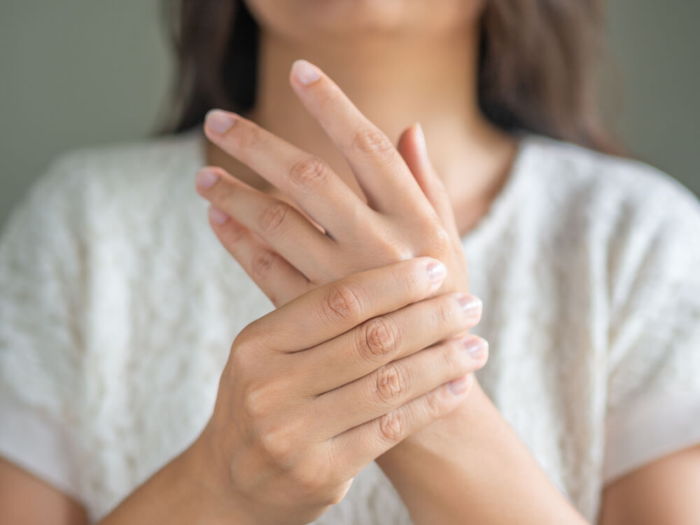 Two early signs that you might have finger arthritis shutterstock 1151592185 physical therapy for arthritis