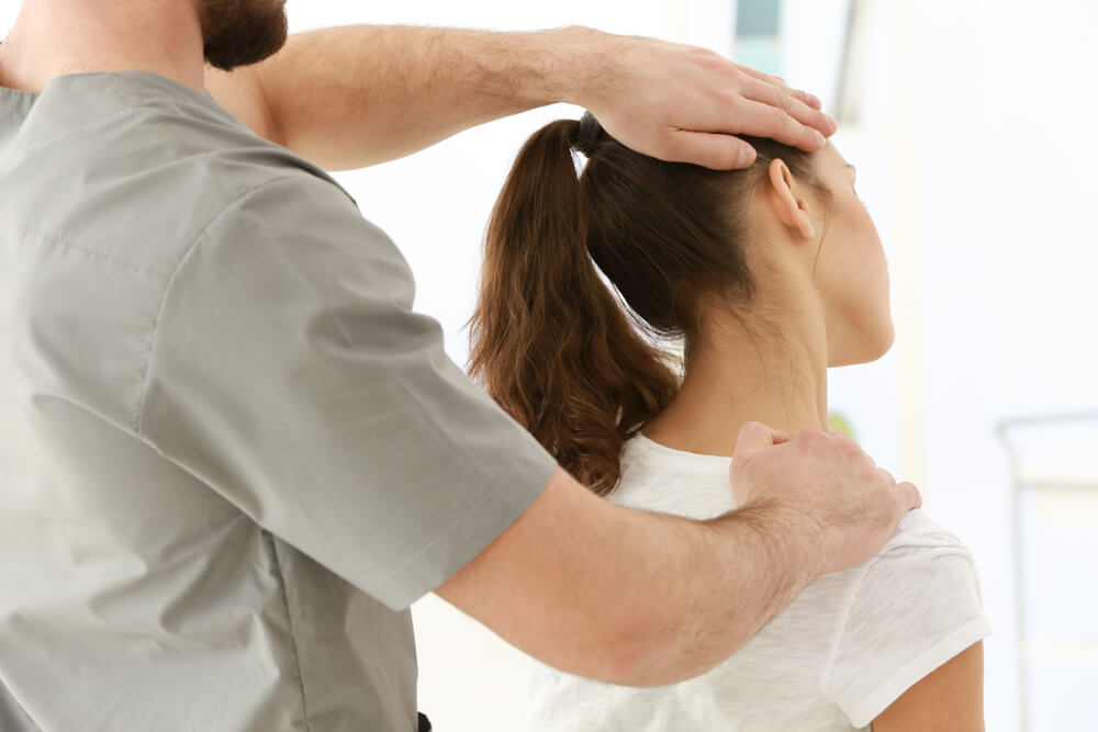 6 top stretches for neck and shoulder pain | ssor