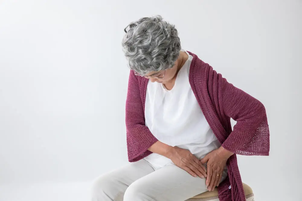 what does a hip impingement feel like?