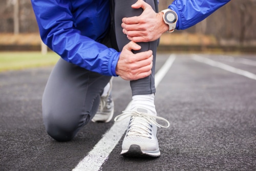 Shin pain after a knee replacement often happens for these 3 reasons