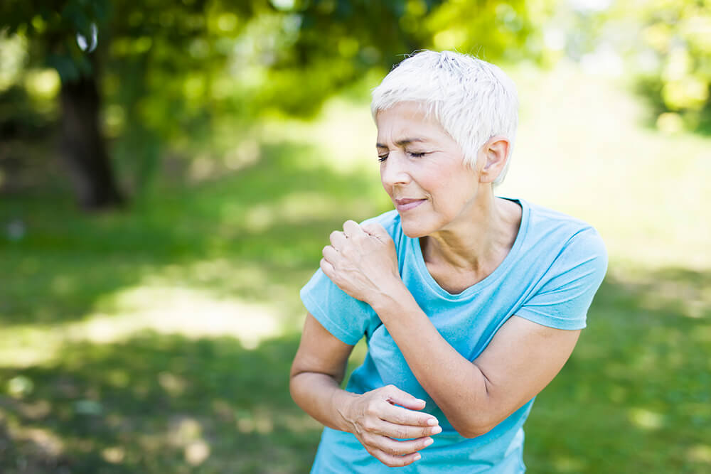 Labrum tear vs. rotator cuff tear: How do the symptoms differ? senior sporty woman has shoulder pain in the park 2022 04 08 01 42 30 utc labrum tear vs. rotator cuff tear: how do the symptoms differ? shoulder pain