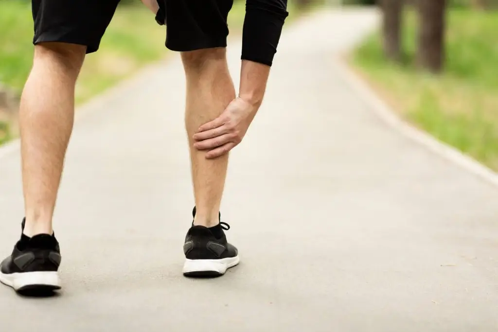 why do i have calf pain when walking? border